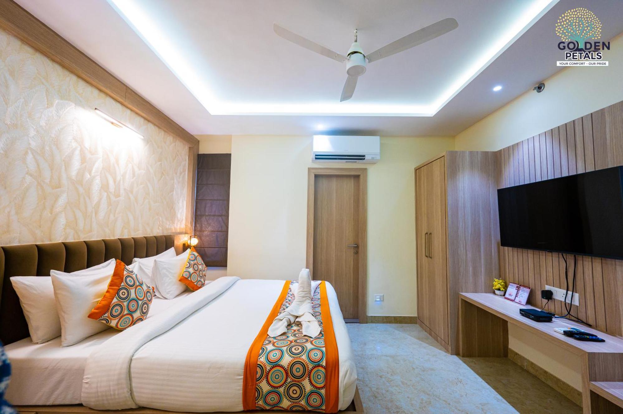 Golden Petals Hotel