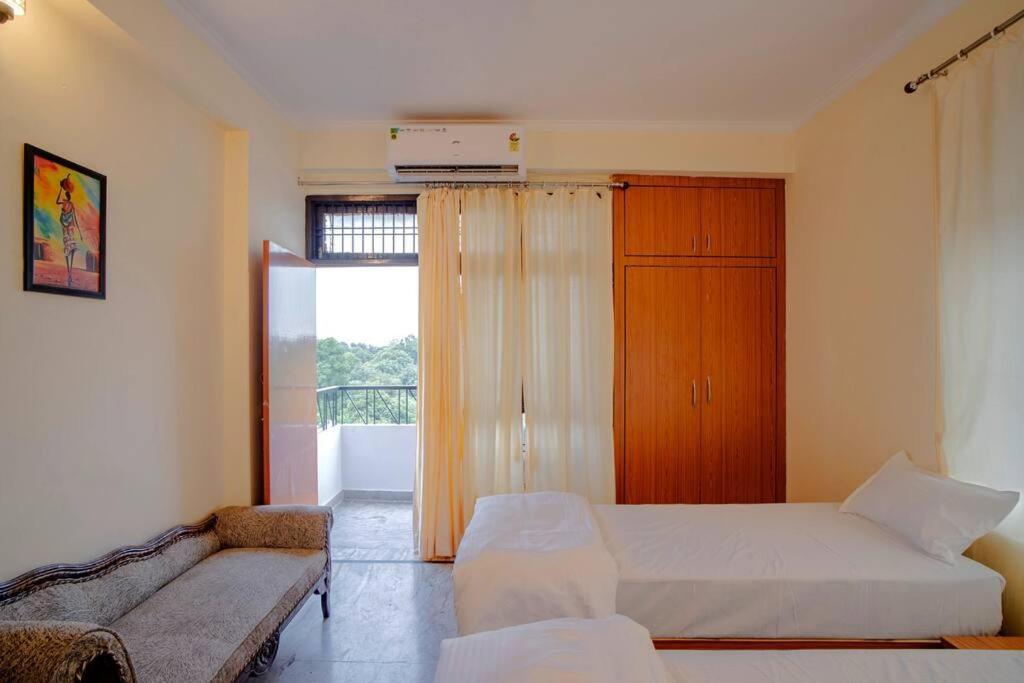 Elegant & Spacious 3bhk Haven Army Cantonment Varanasi