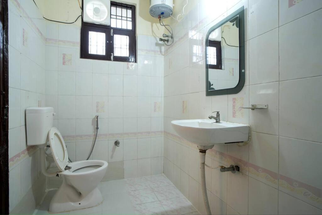 Apartment Elegant & Spacious 3bhk Haven Army Cantonment *