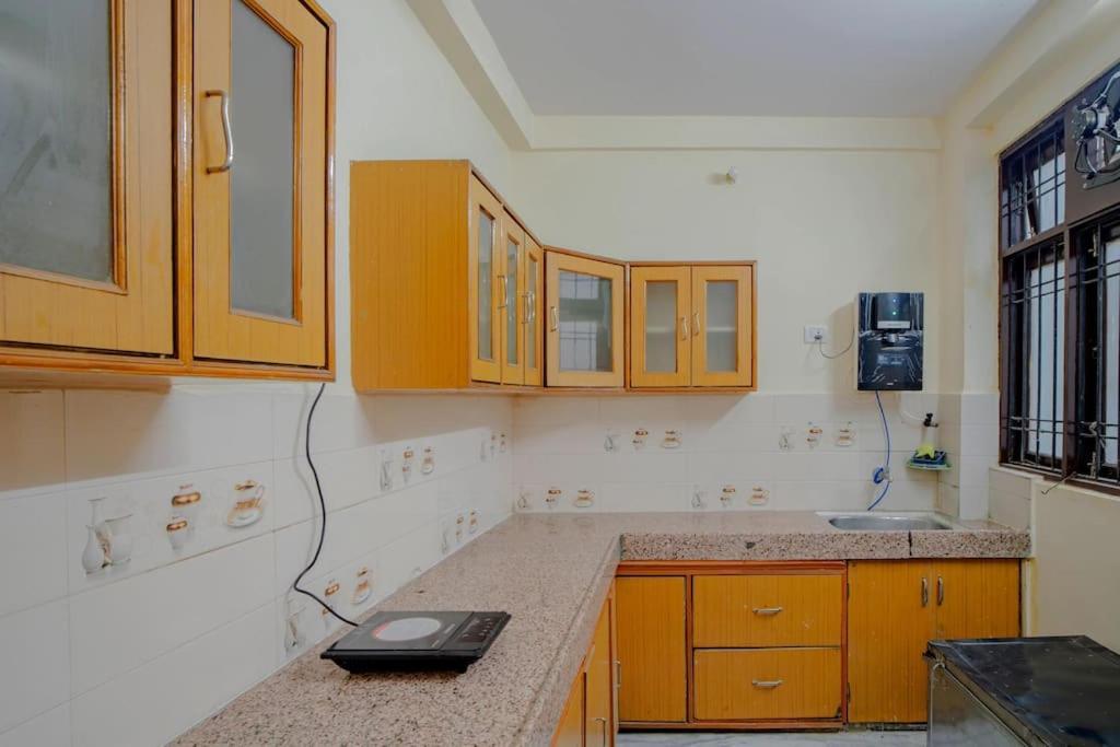 Apartment Elegant & Spacious 3bhk Haven Army Cantonment *