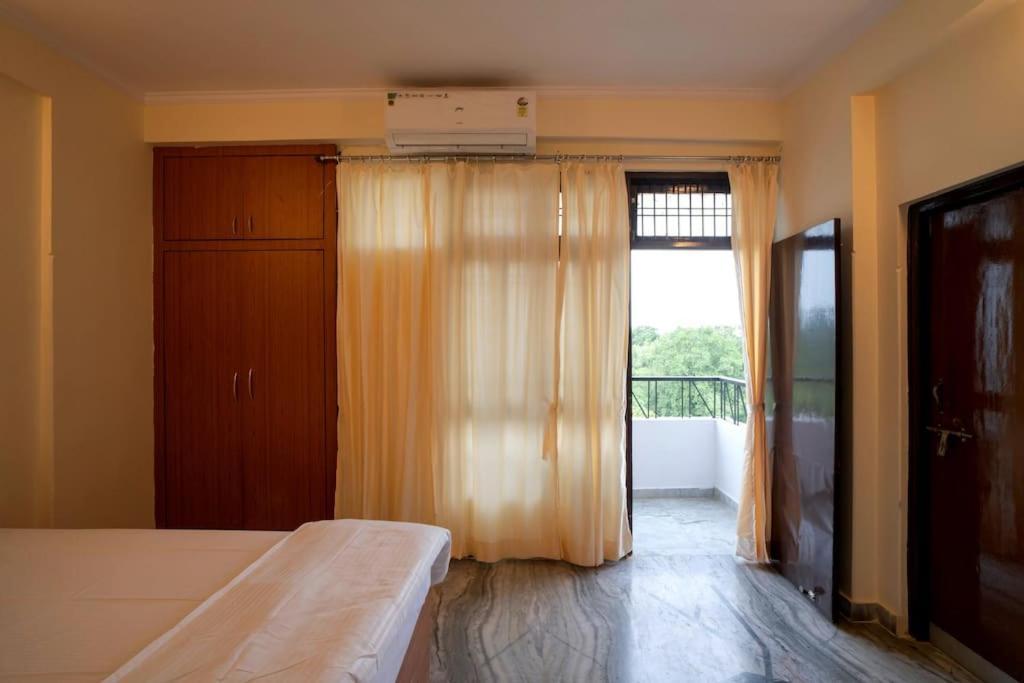 Elegant & Spacious 3bhk Haven Army Cantonment * Varanasi