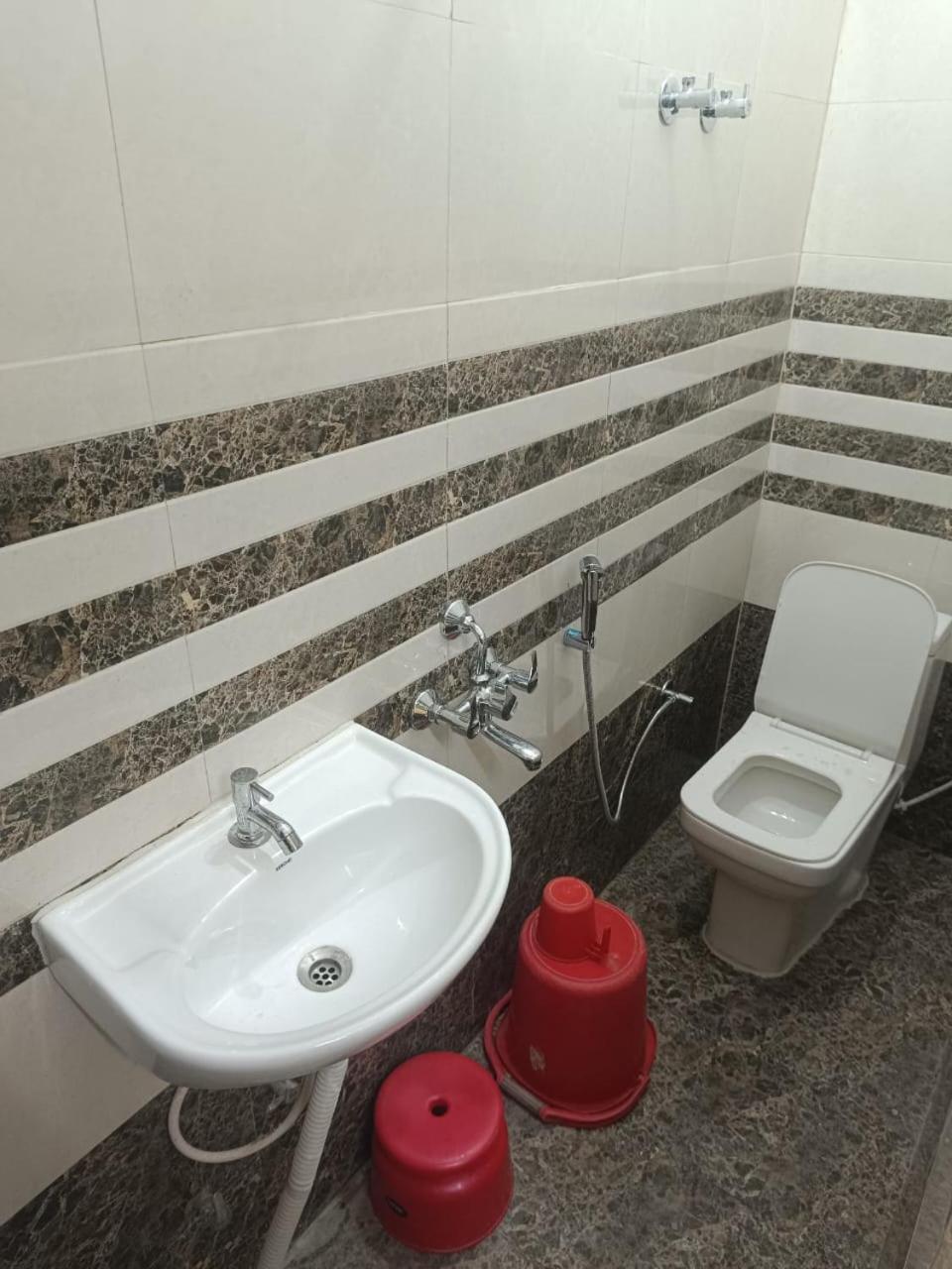 Jpm Guest house