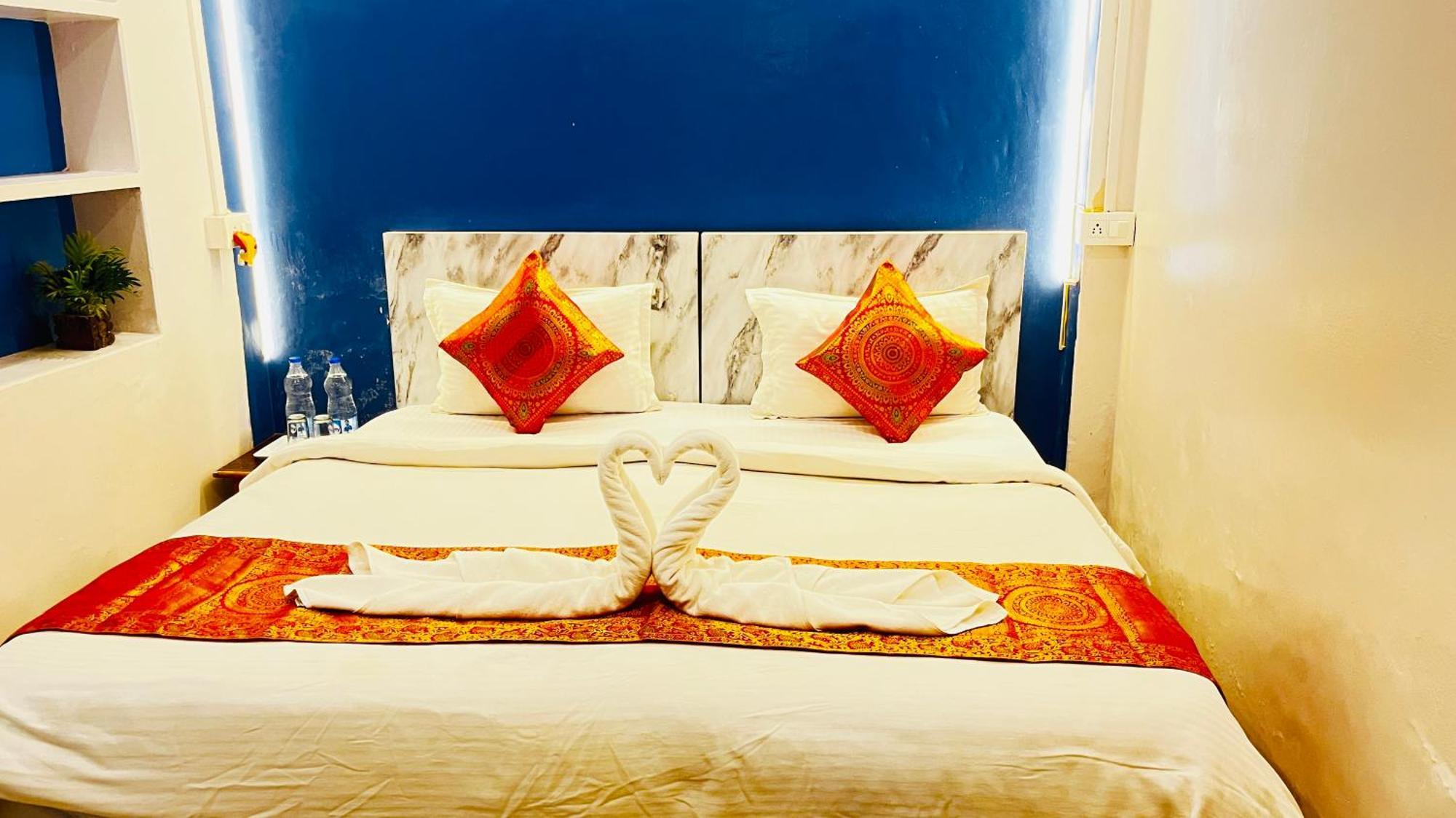 Vibe N Joy Guest house *