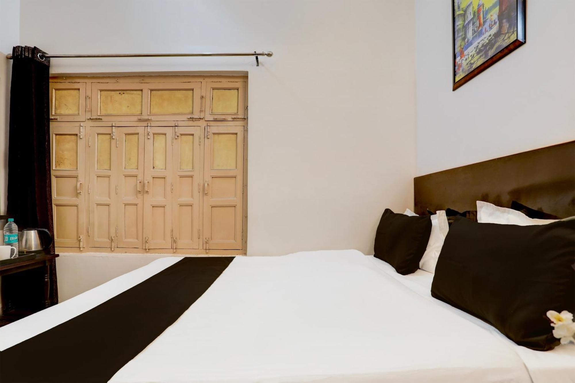 Hotel O Casa Varanasi