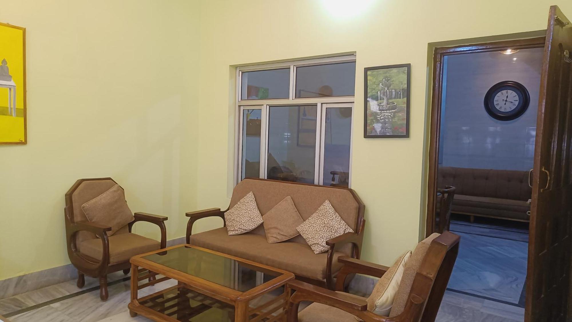 Shubh Kashi Guest house