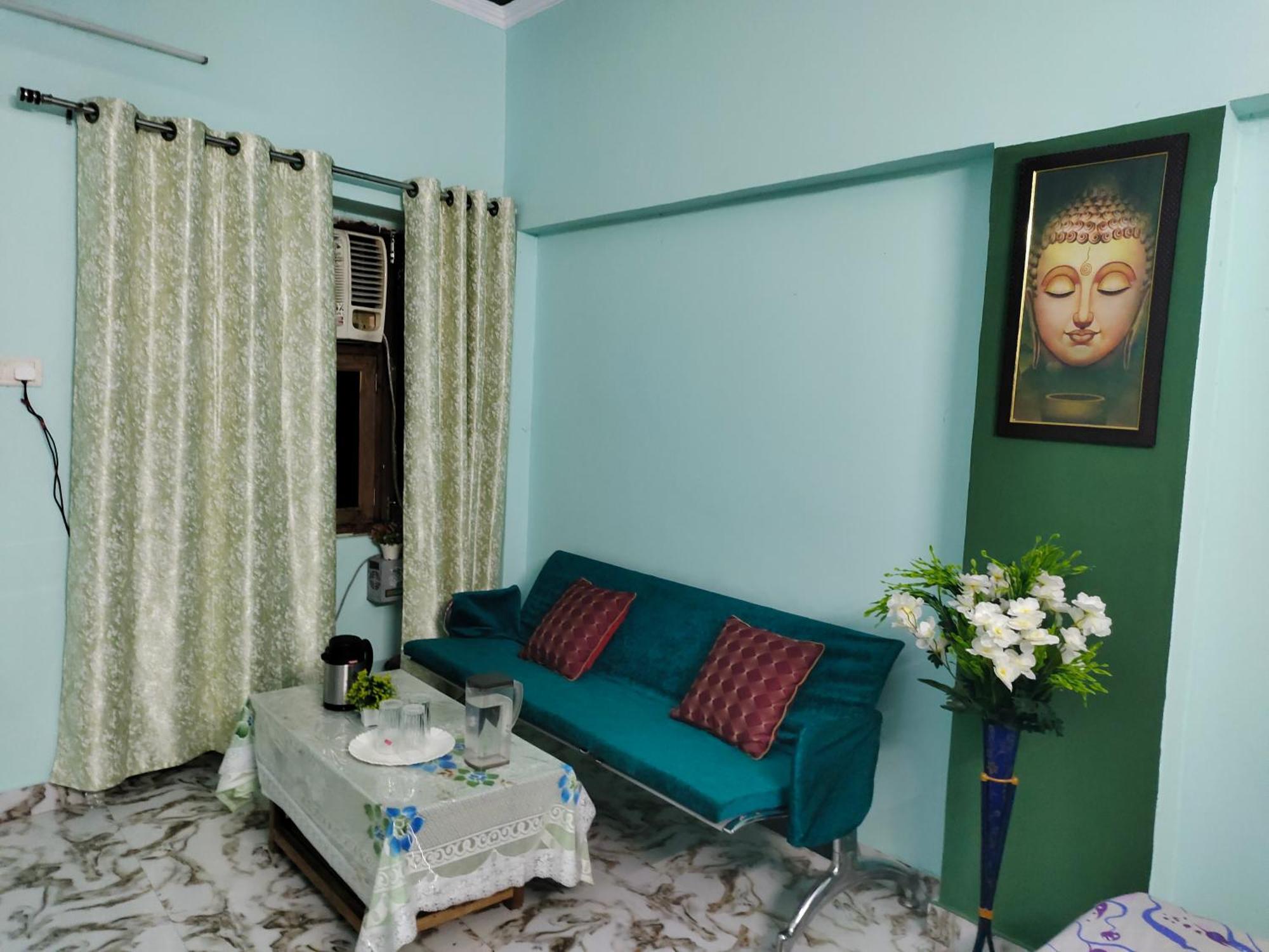 Musafir Homestay *