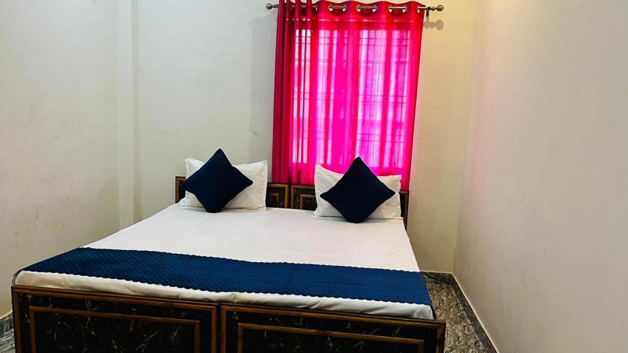 Shree Om Palace Guest house Varanasi