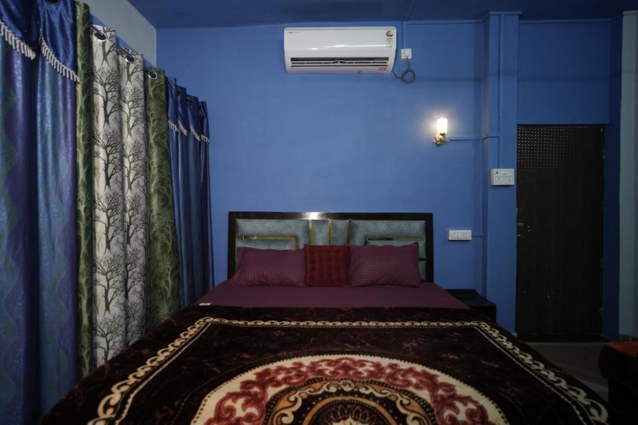 Ambricana Paying Bed & Breakfast Varanasi