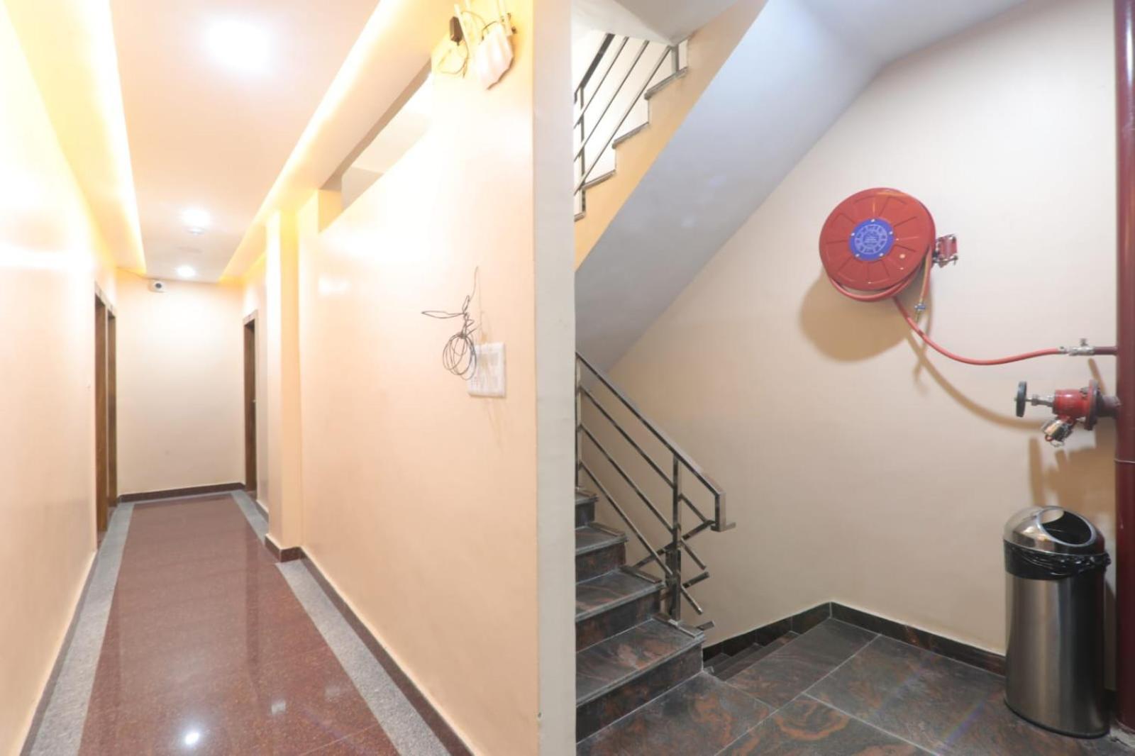 Rudra Hotel