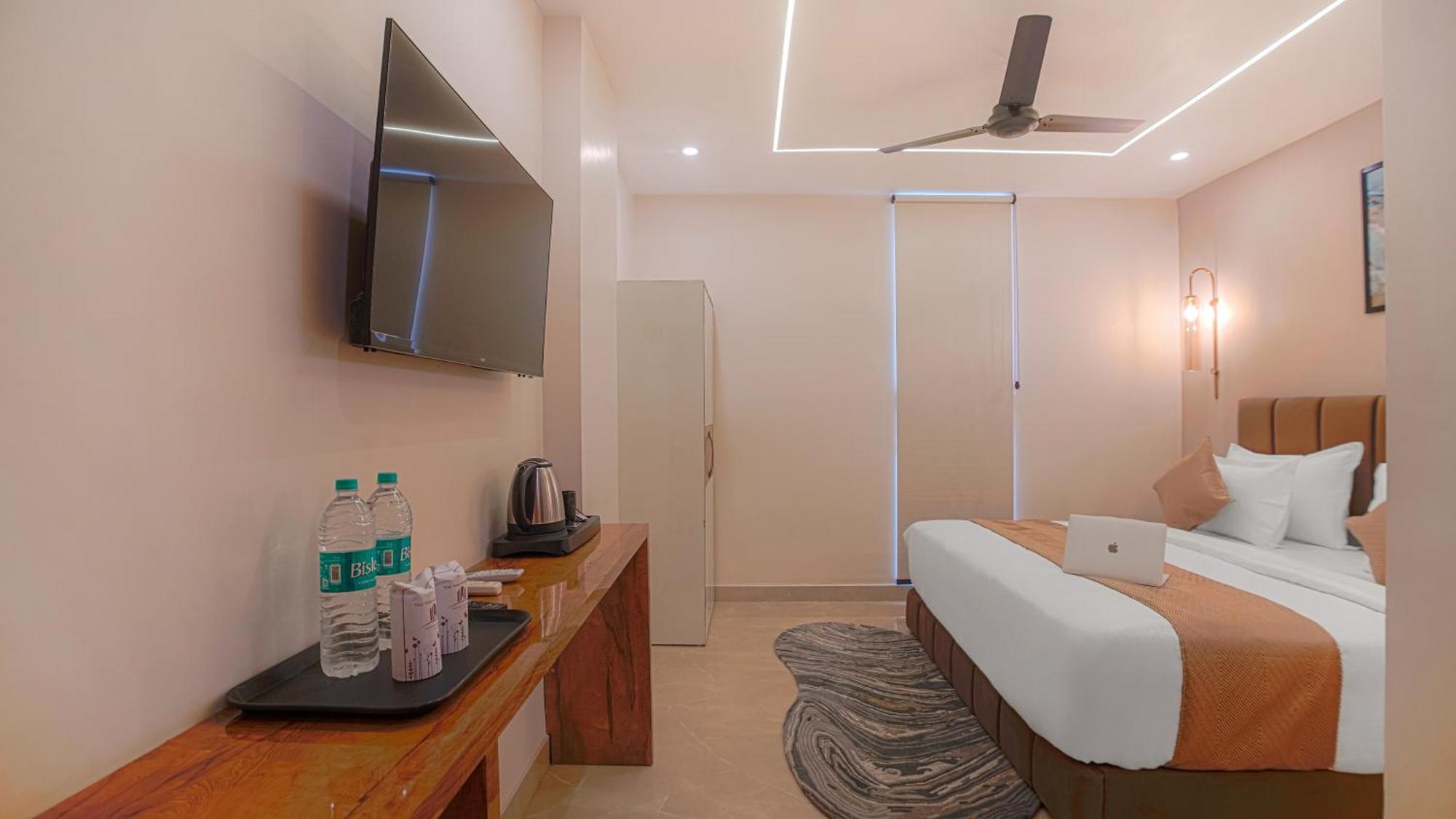 Perfectstayz Premium Hotel Varanasi