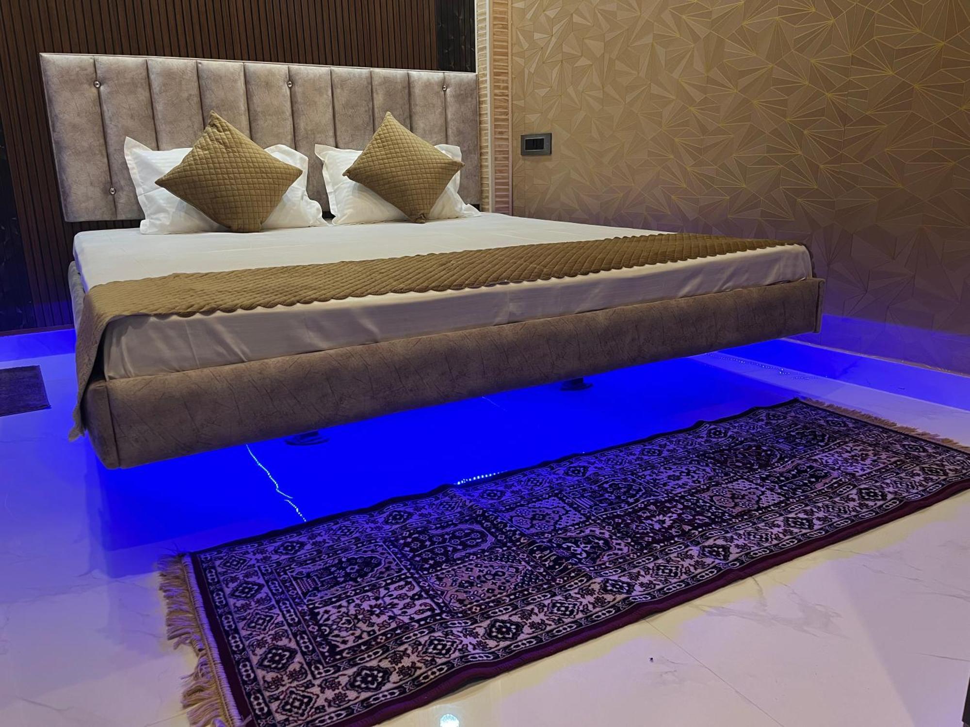 Guest house Om Nilay Paying *