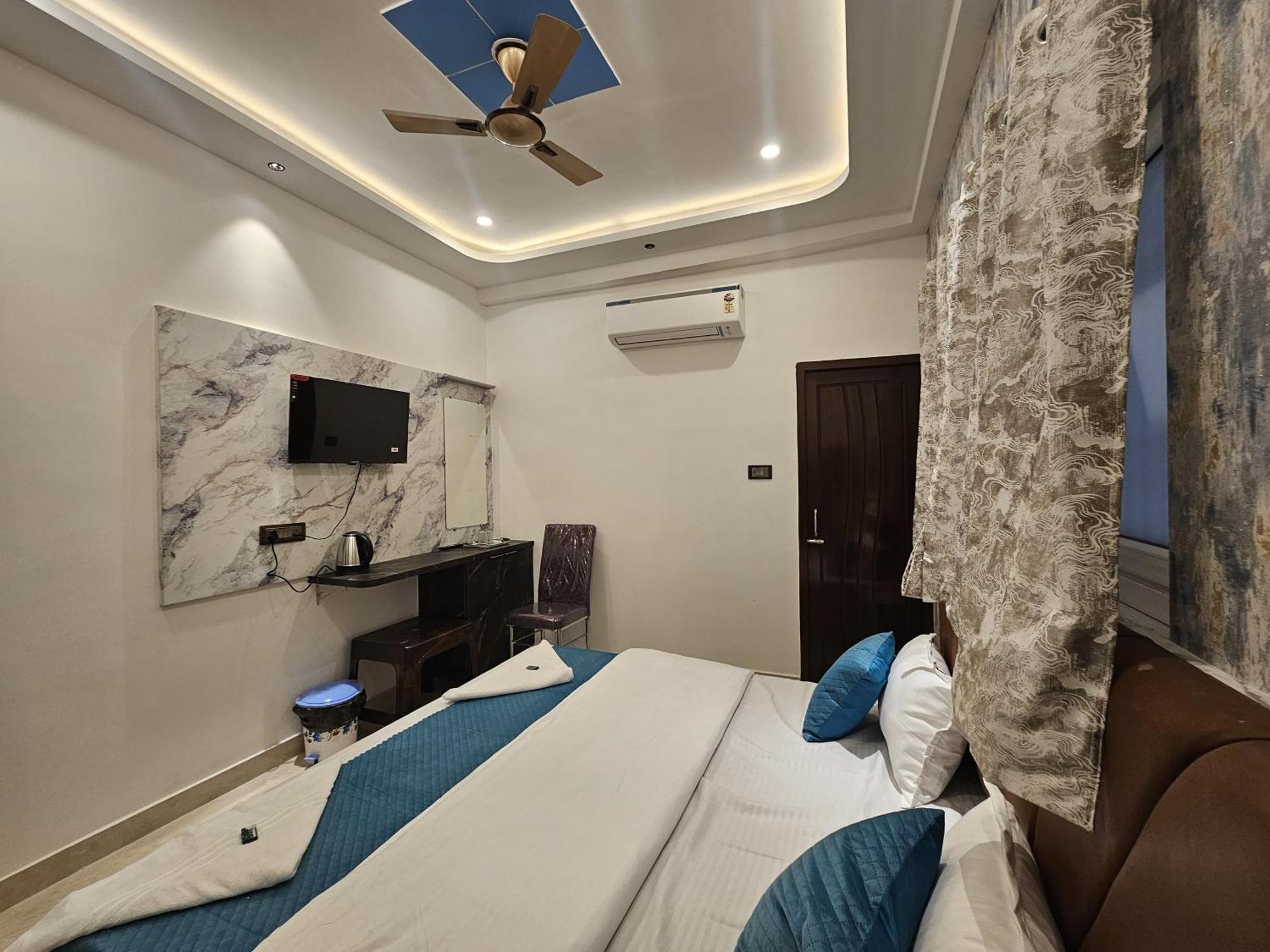 Mm Grand Varanasi