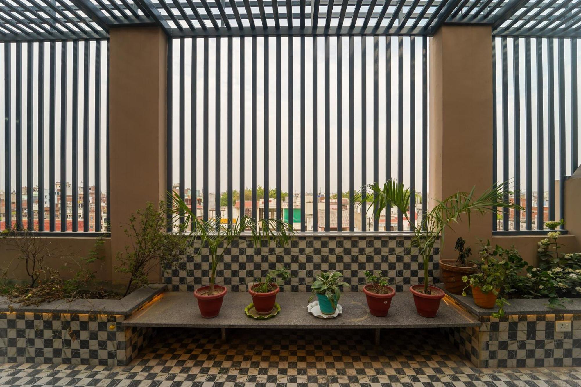 Luxurious Near Shri Kashi Vishwanath Temple - Rk *