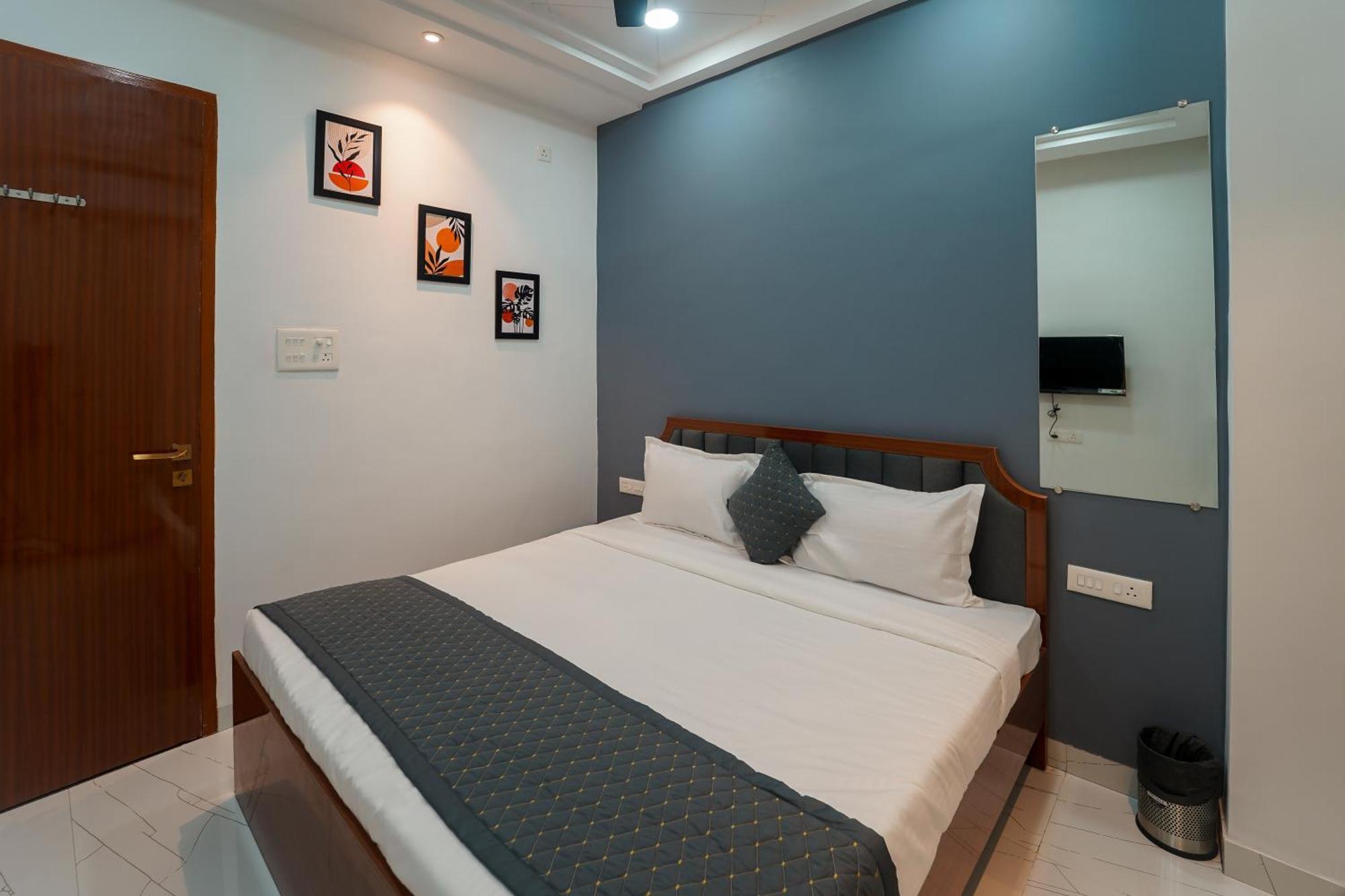 Apartment Luxurious Near Shri Kashi Vishwanath Temple - Rk Varanasi