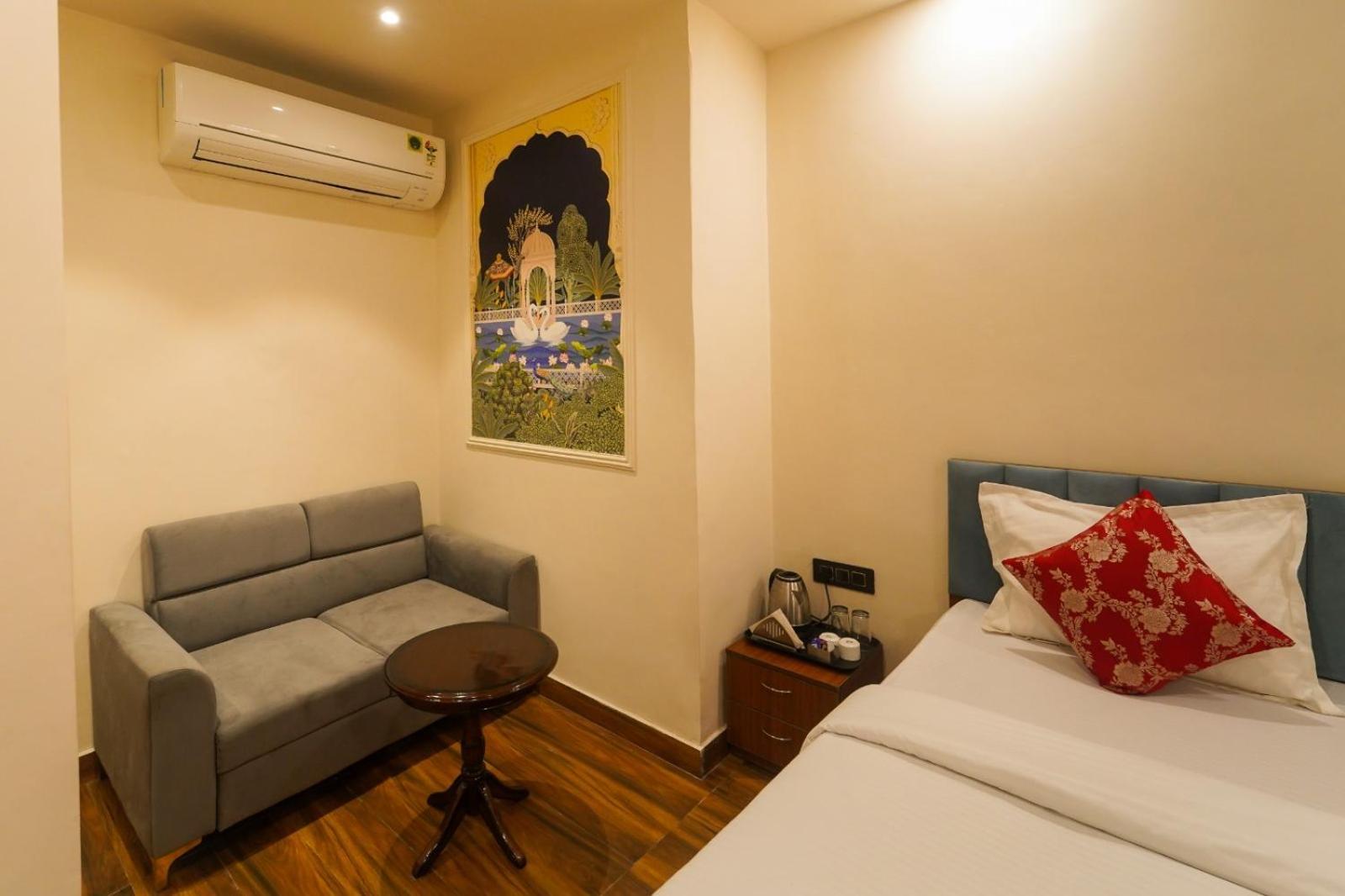 Hotel Kashi Niwas