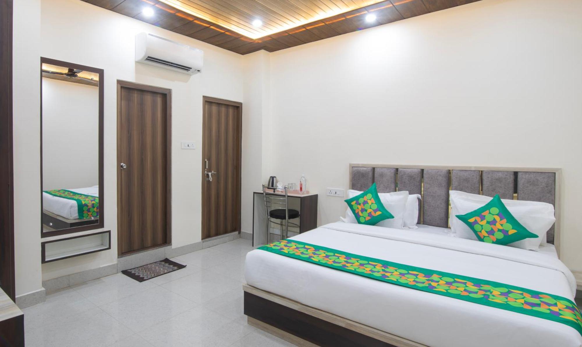 Hotel Treebo Golden Kashi Varanasi