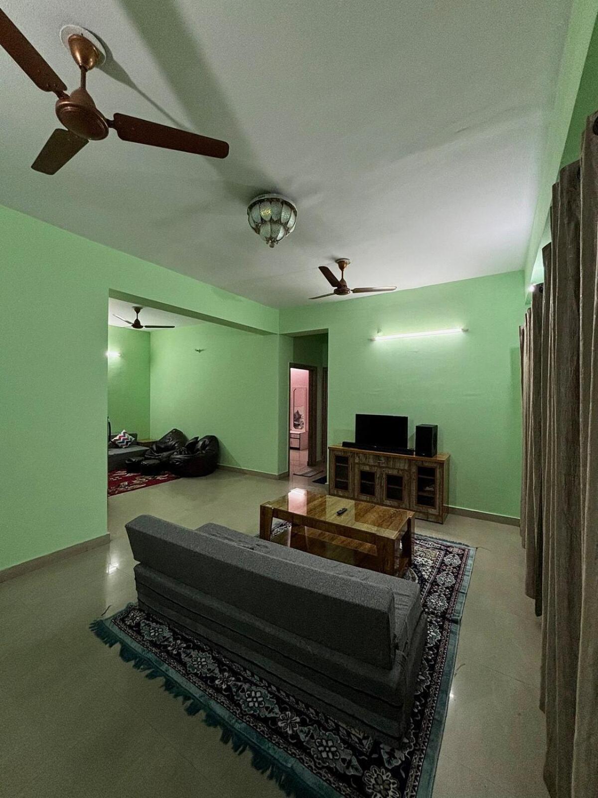 Shree Niwas Apartment Varanasi
