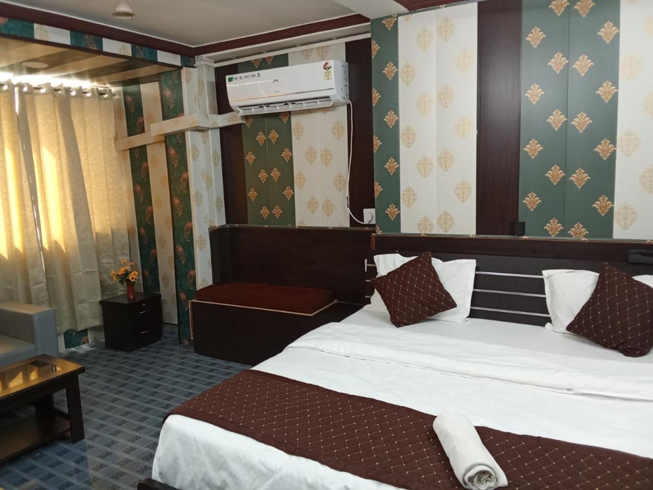 Regard Hotel Varanasi