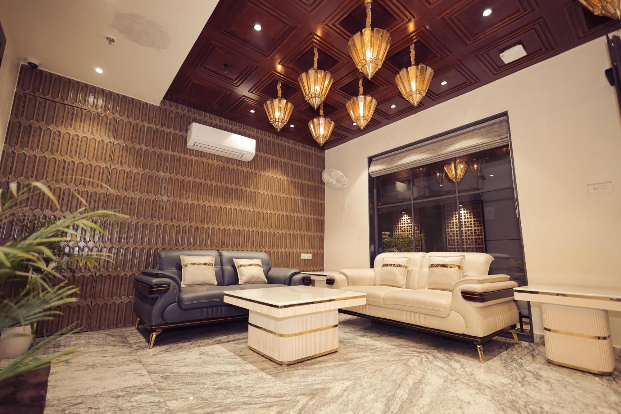 Hotel Vanshivat 4*