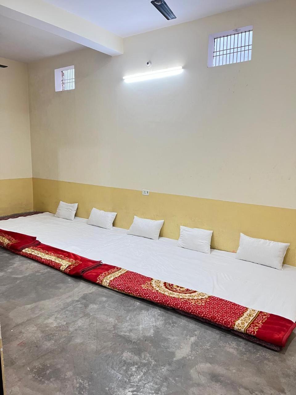 Jivbodh And Banquets 2*