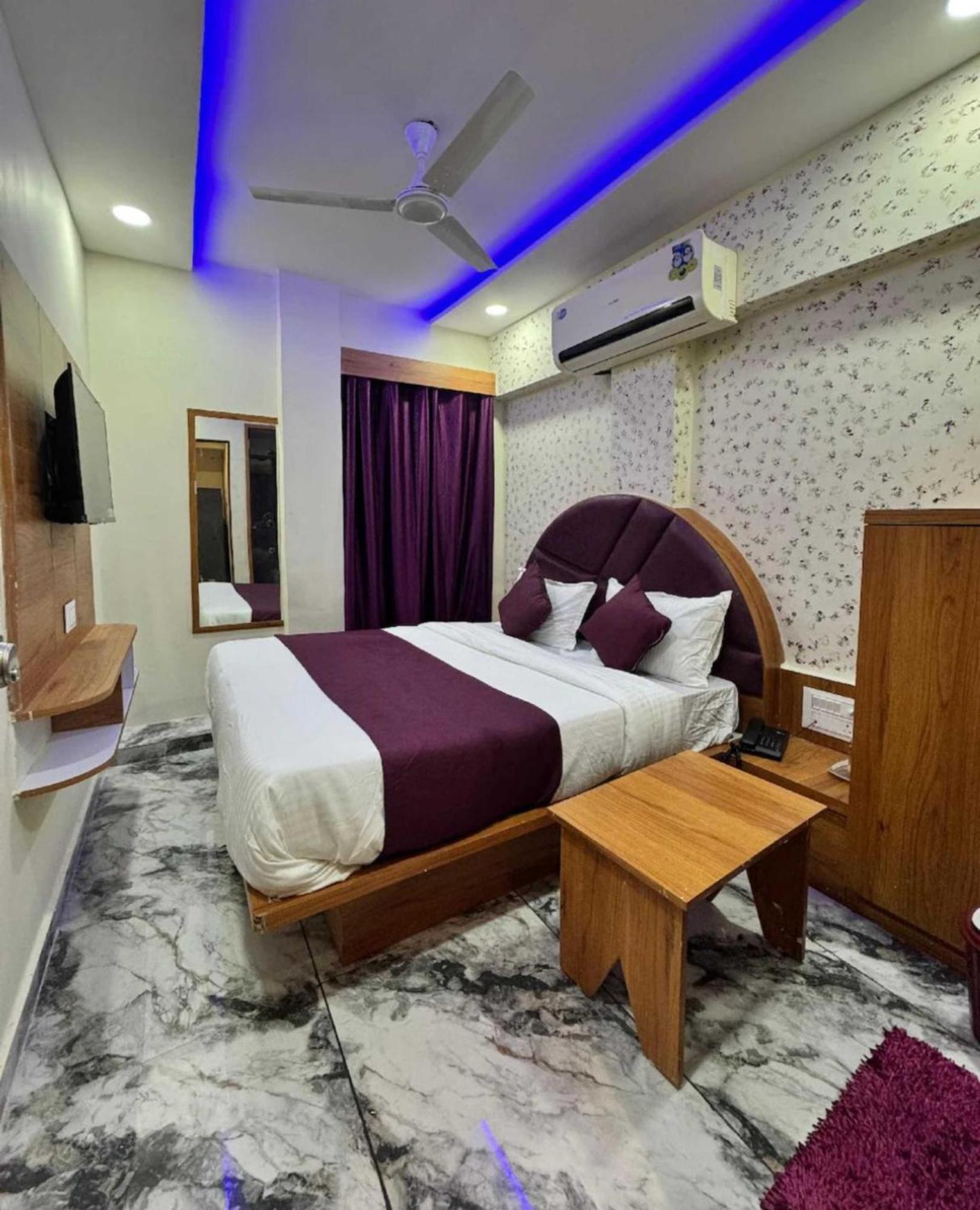 Homestay Jsb - Prime Location And Luxury Quality Varanasi