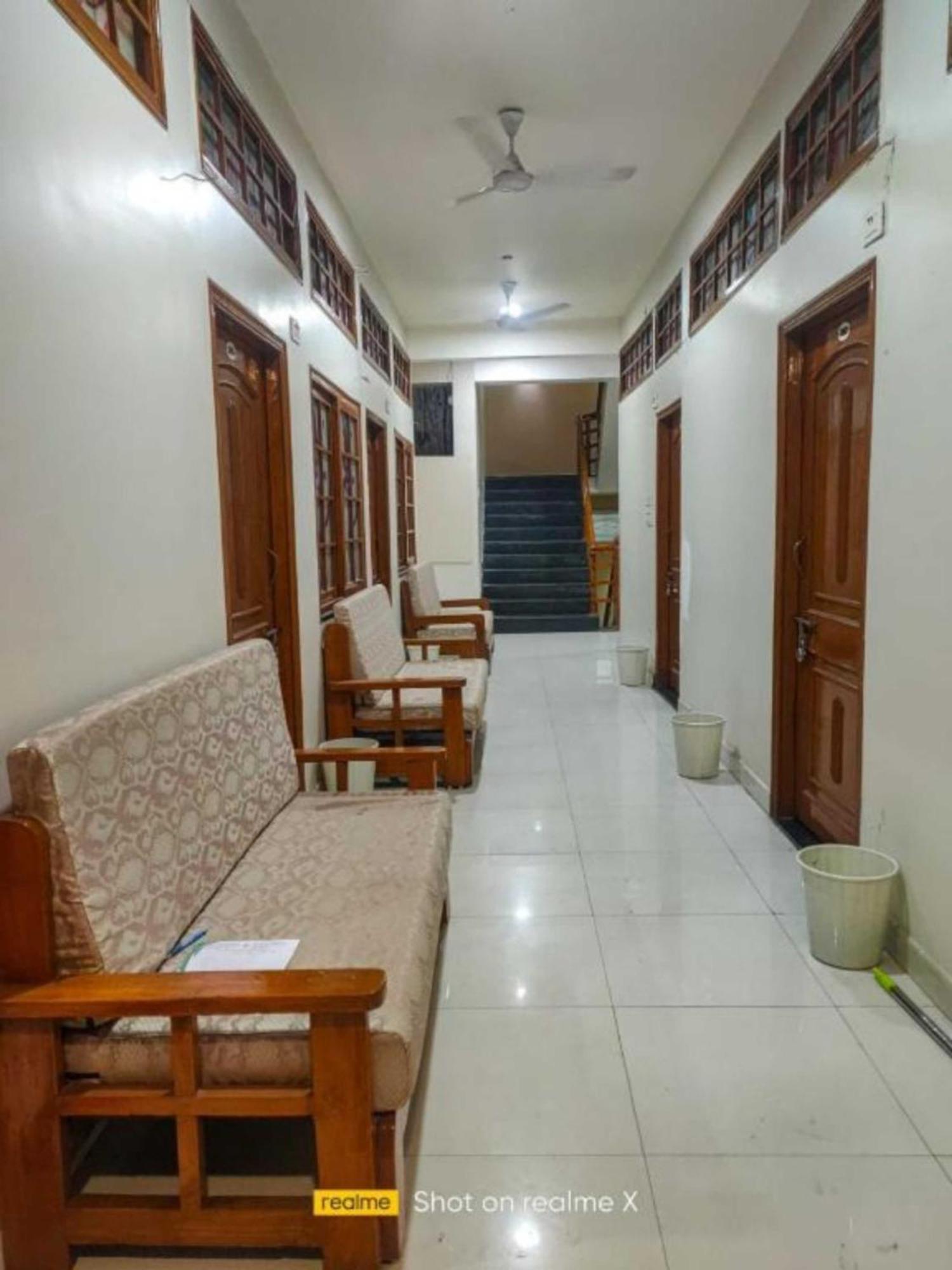 Jsb - Prime Location And Luxury Quality Homestay