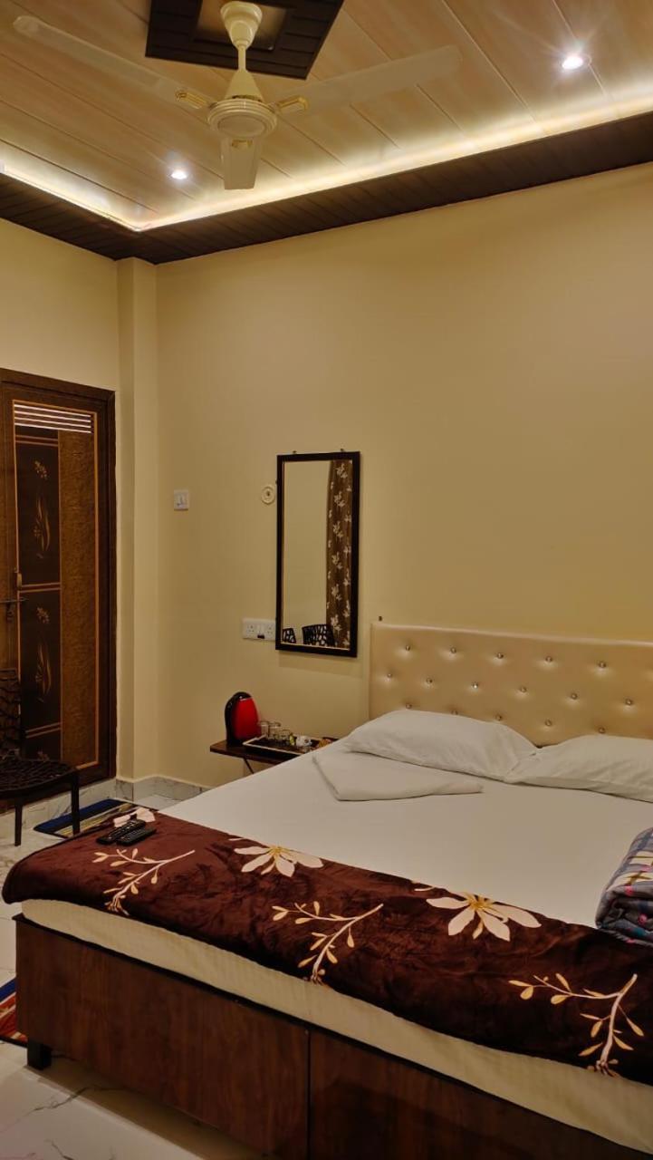 The Ganga Grand Pg Varanasi