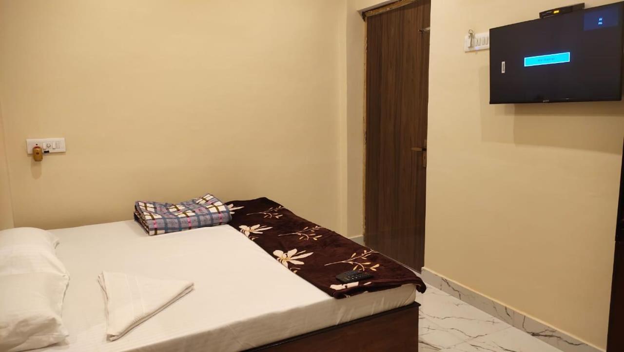 The Ganga Grand Pg Guest house