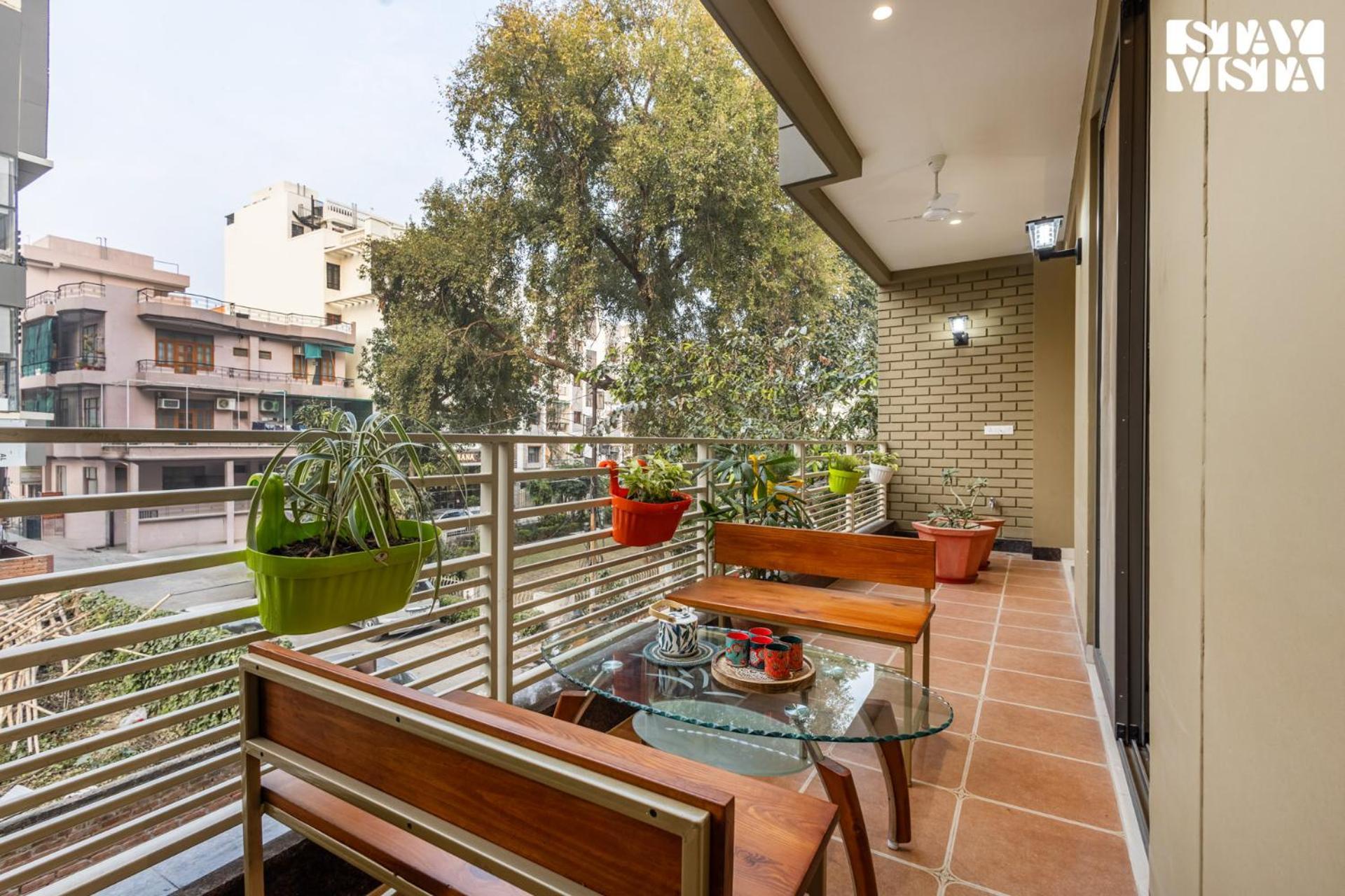 Stayvista At Sundale With Heater & Wifi