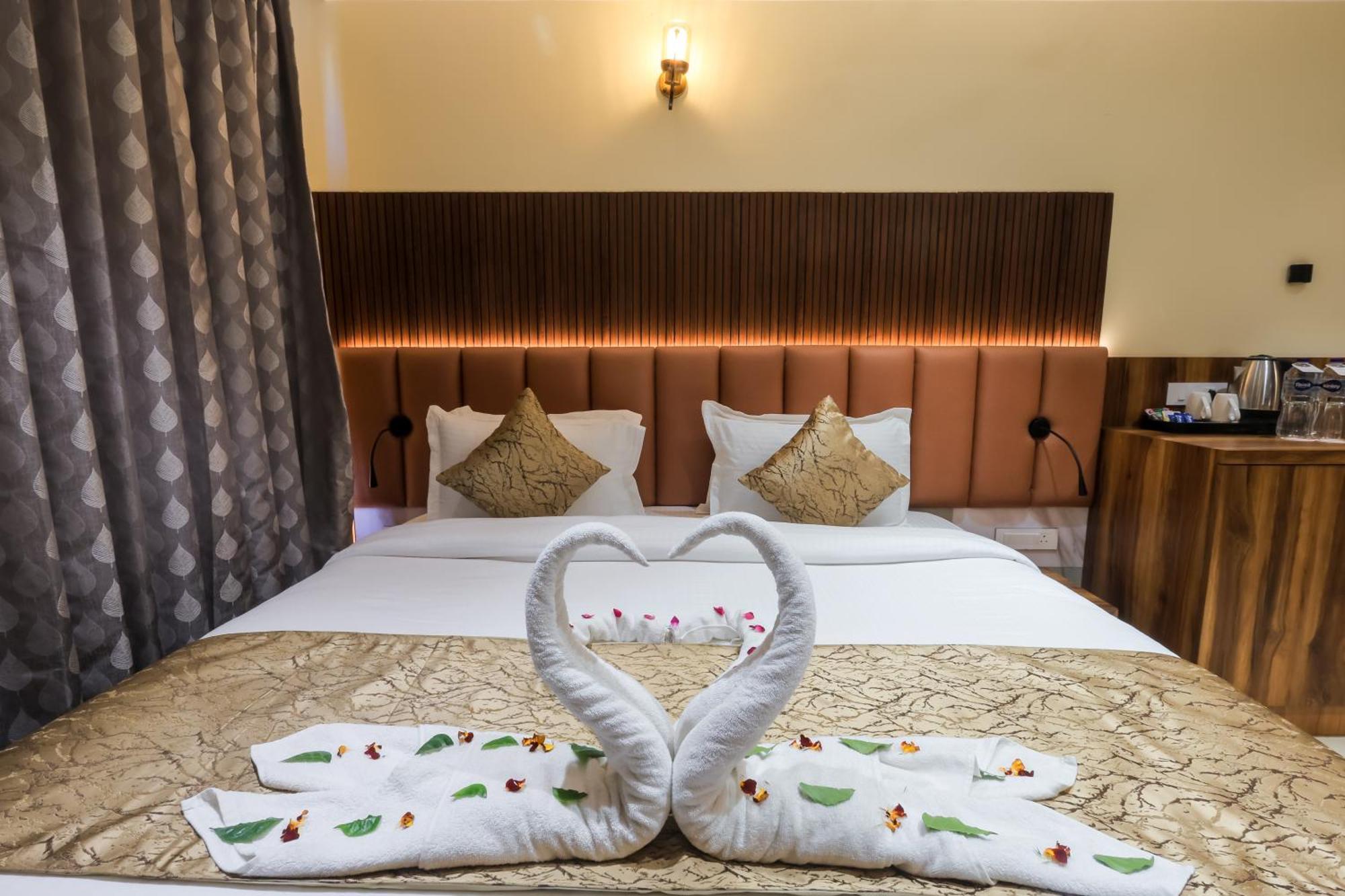 Hotel Vishwam Residency Varanasi