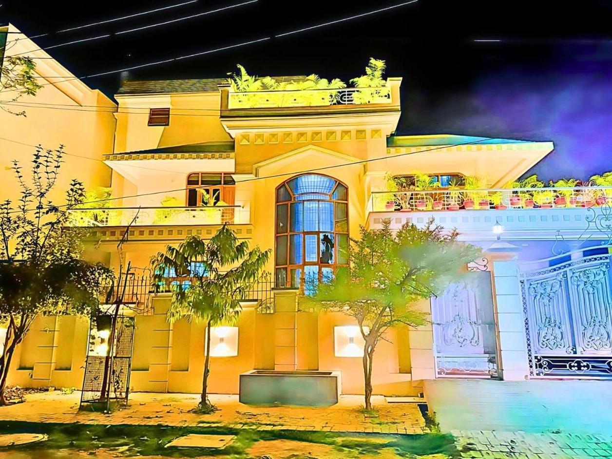 Hotel Riya