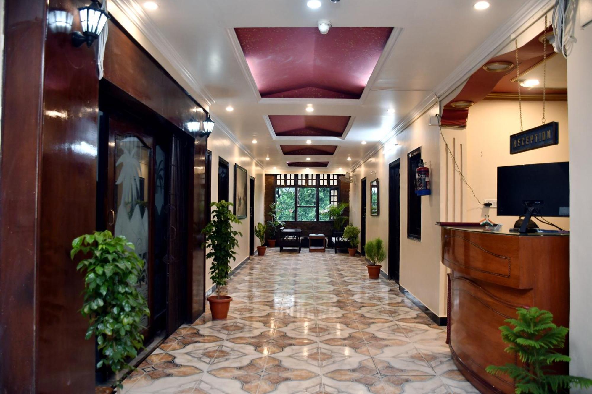 Riz Hotel Varanasi