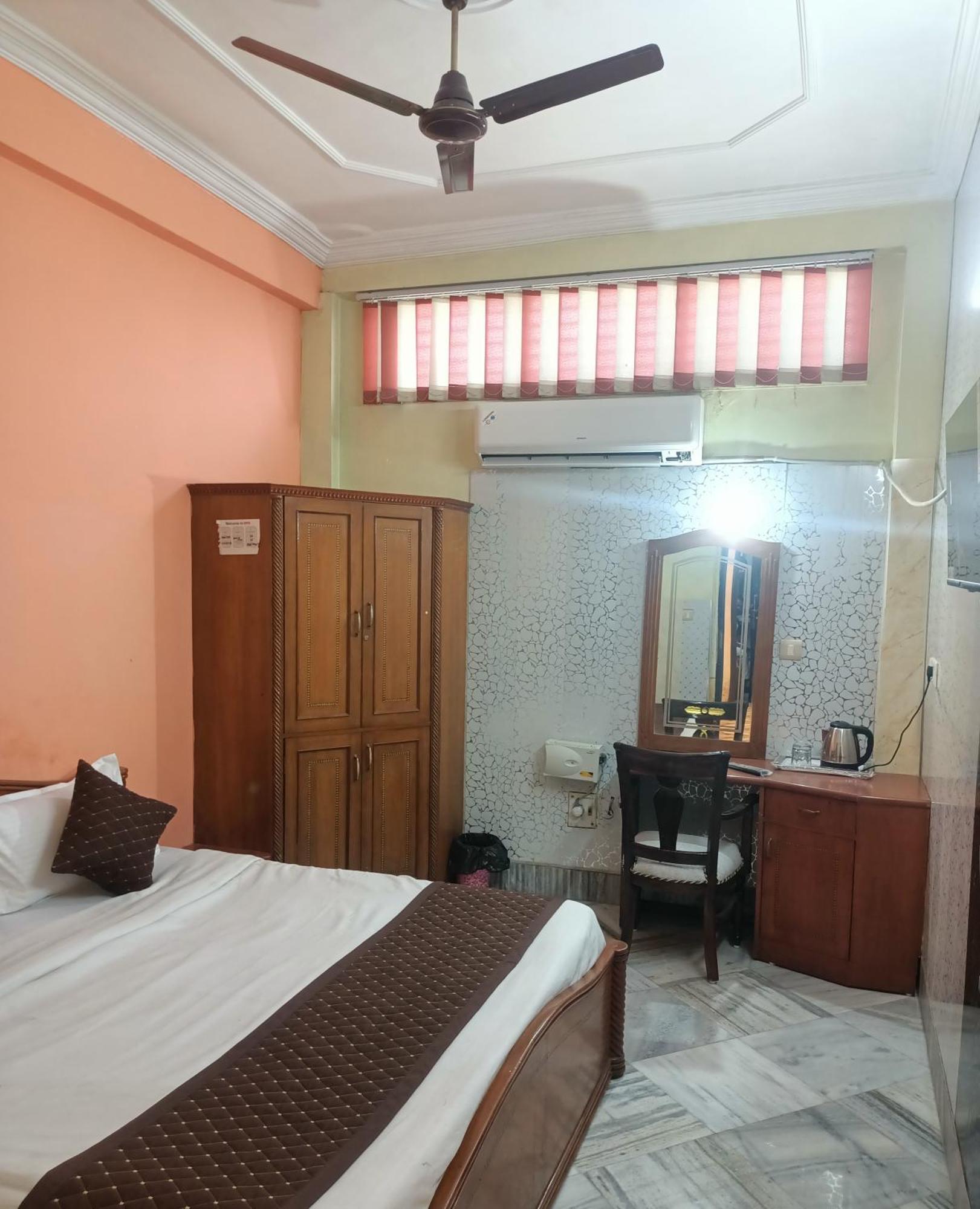 Hotel Riz Varanasi