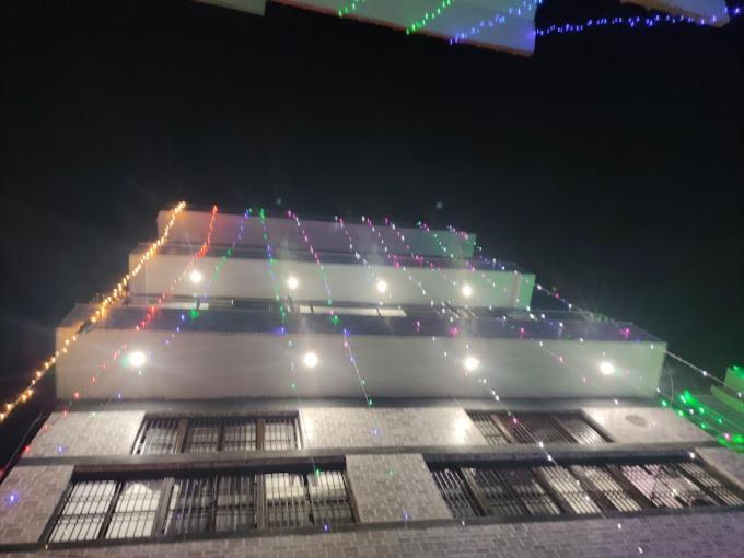 Ramashish Kutir * Varanasi