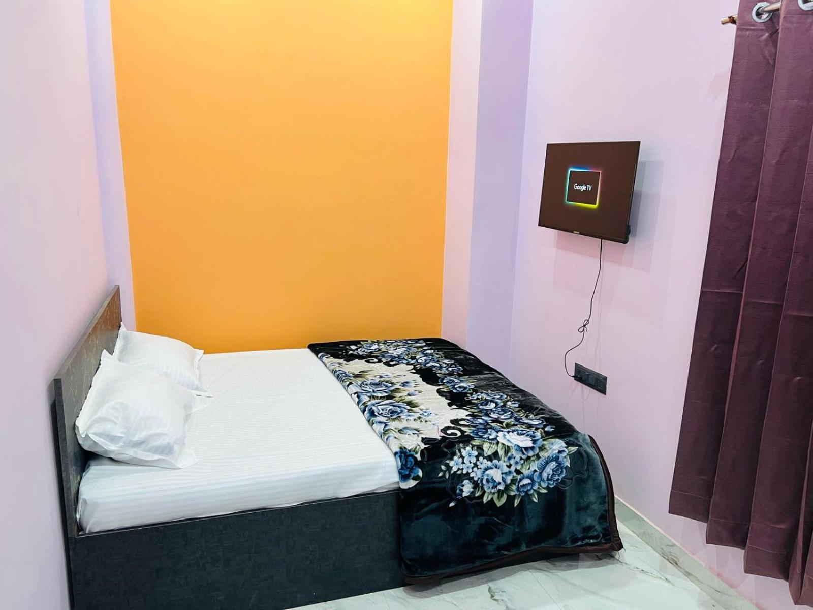 Shivaas Gaagar P Guest house Varanasi