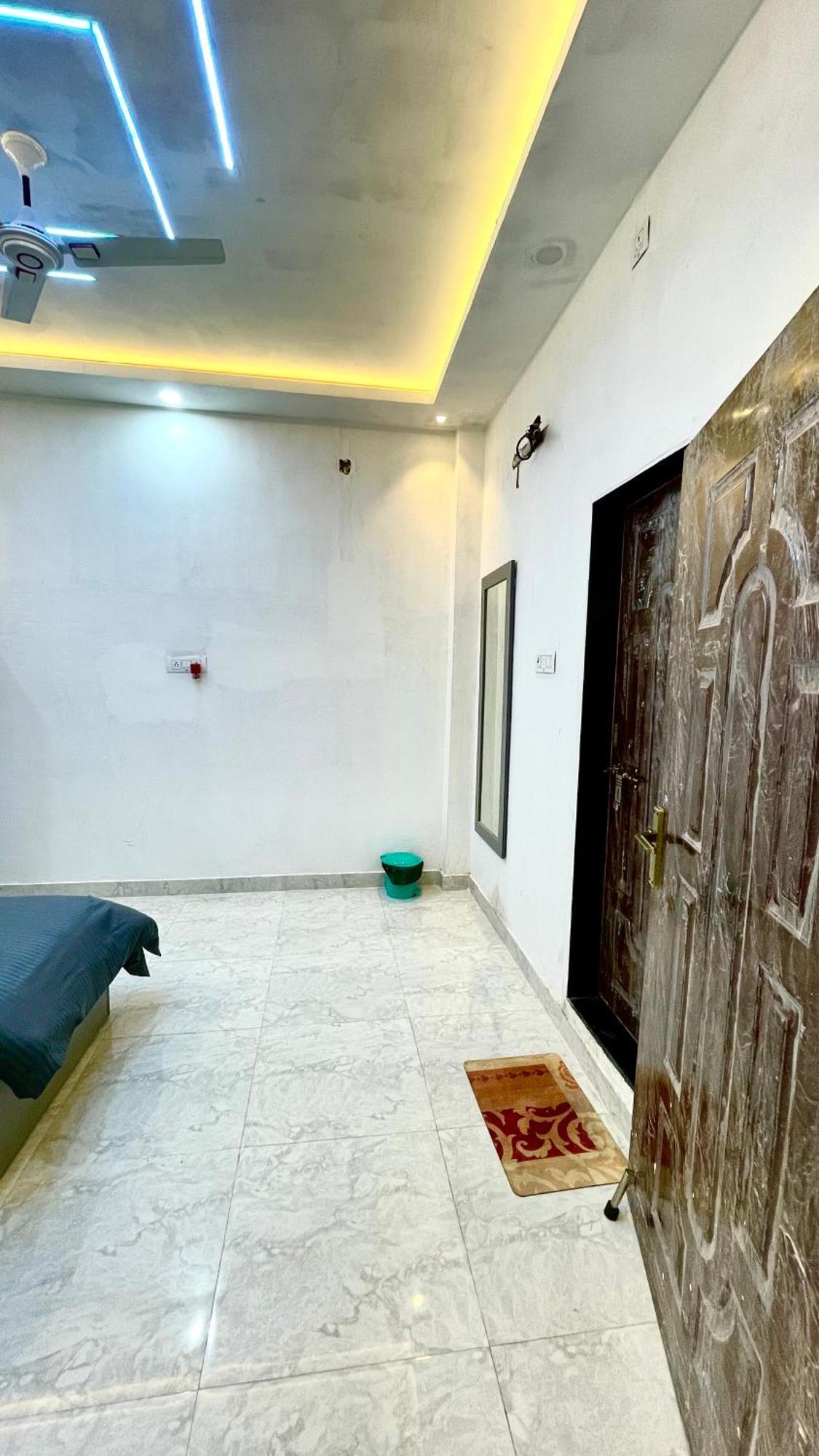 Namastay Kashi Apartment *