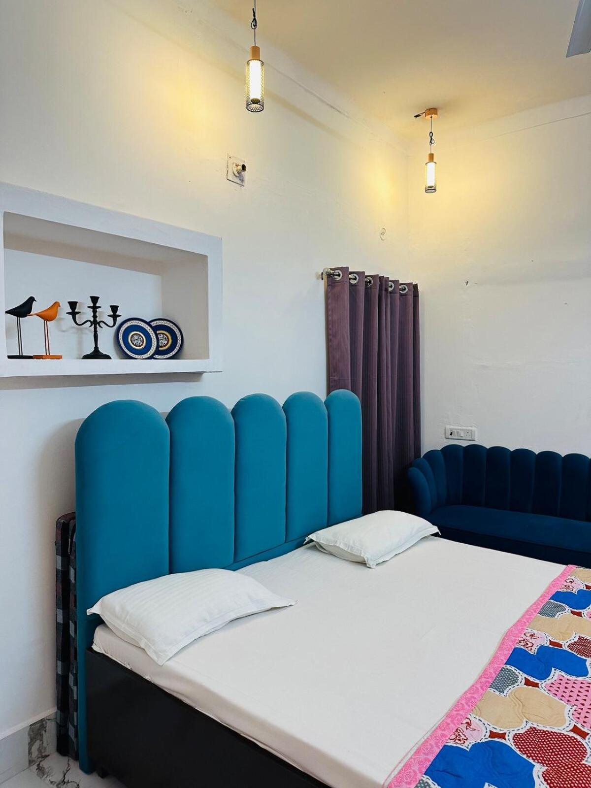 Kamaree-7bhk Varanasi