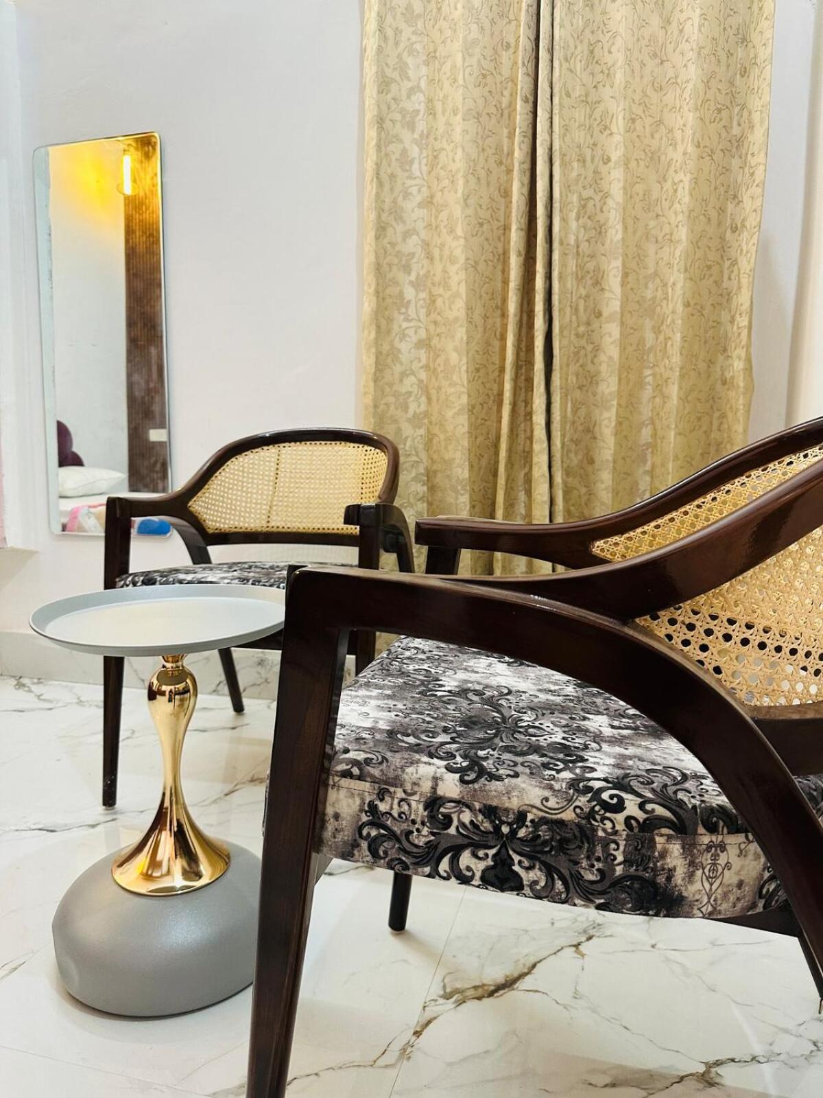 Kamaree-7bhk * Varanasi