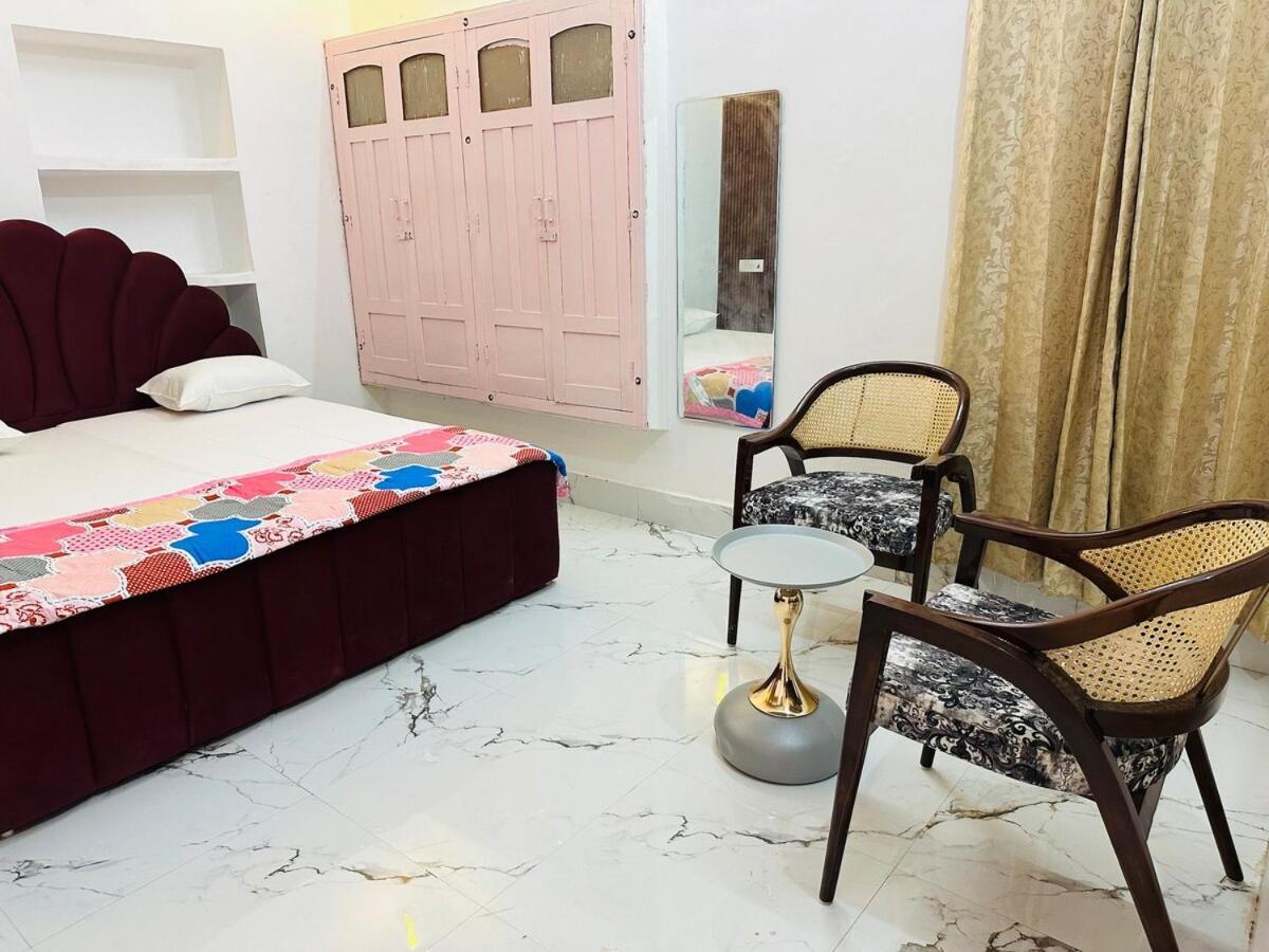 Kamaree-7bhk Apartment *