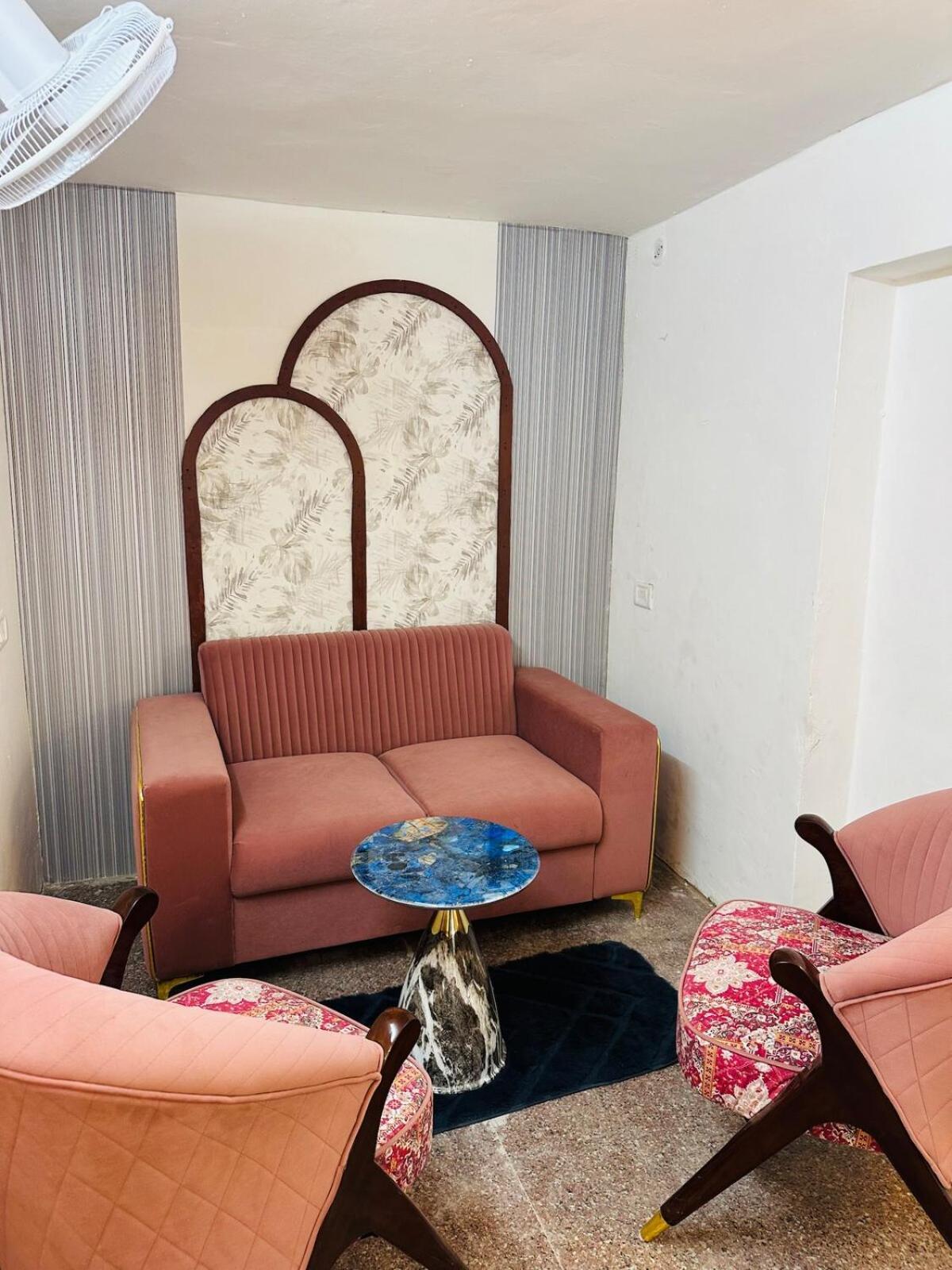 Kamaree-7bhk *