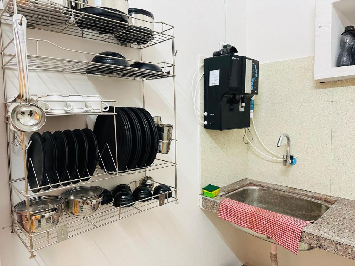 Kamaree-7bhk Apartment