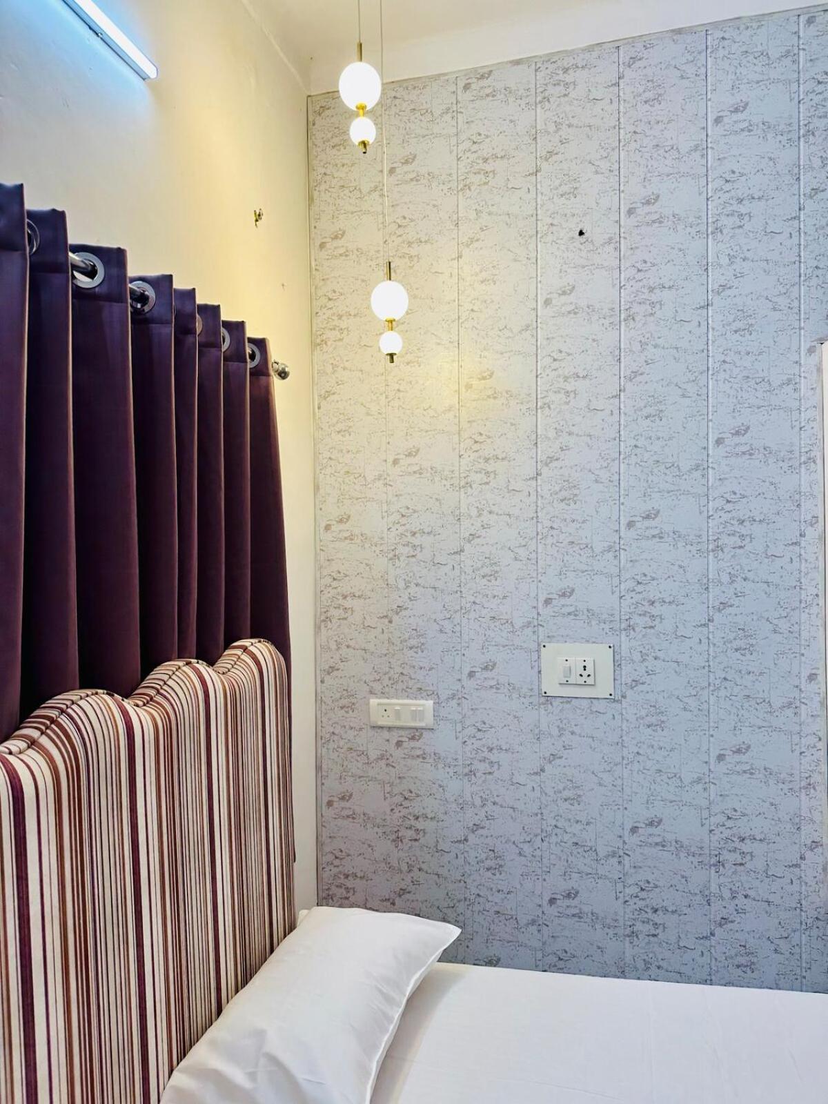 Kamaree-7bhk *