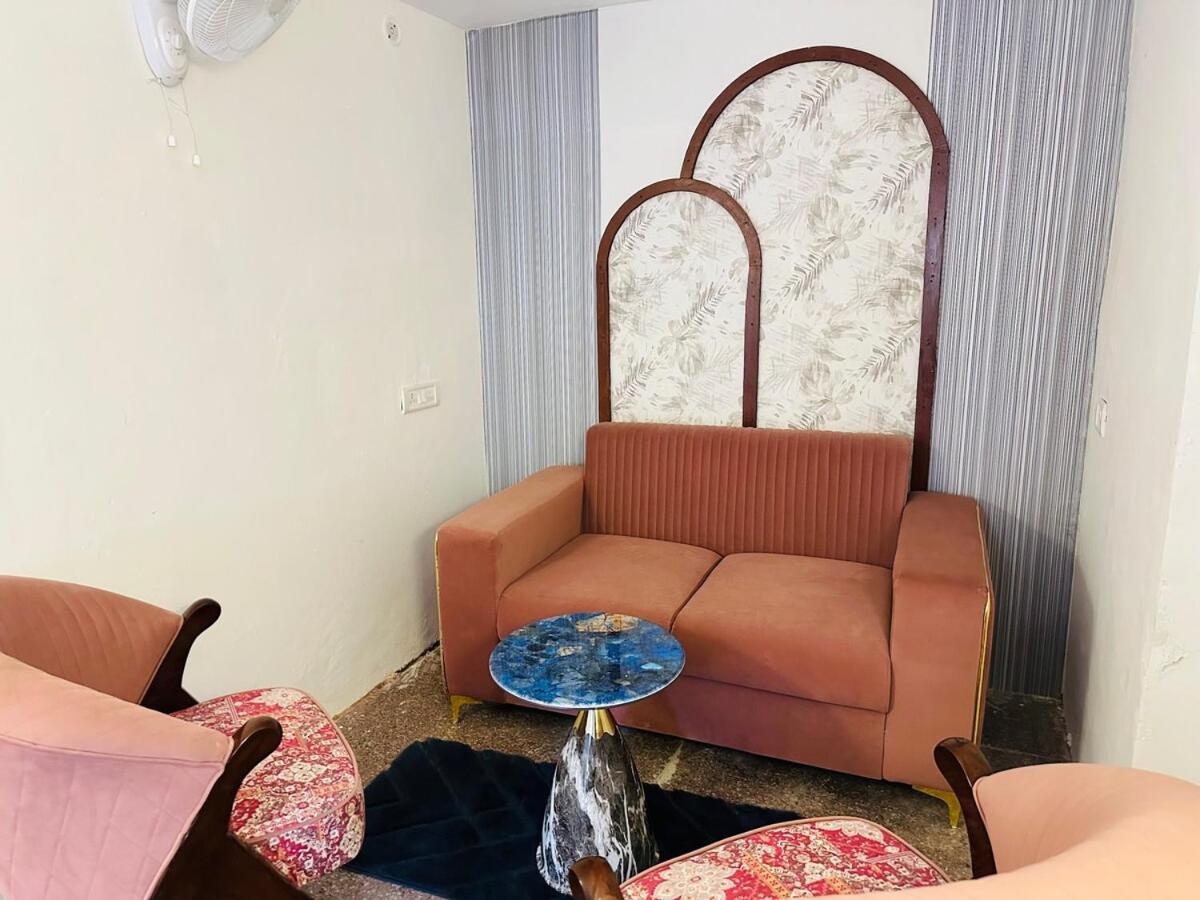Kamaree-7bhk Varanasi