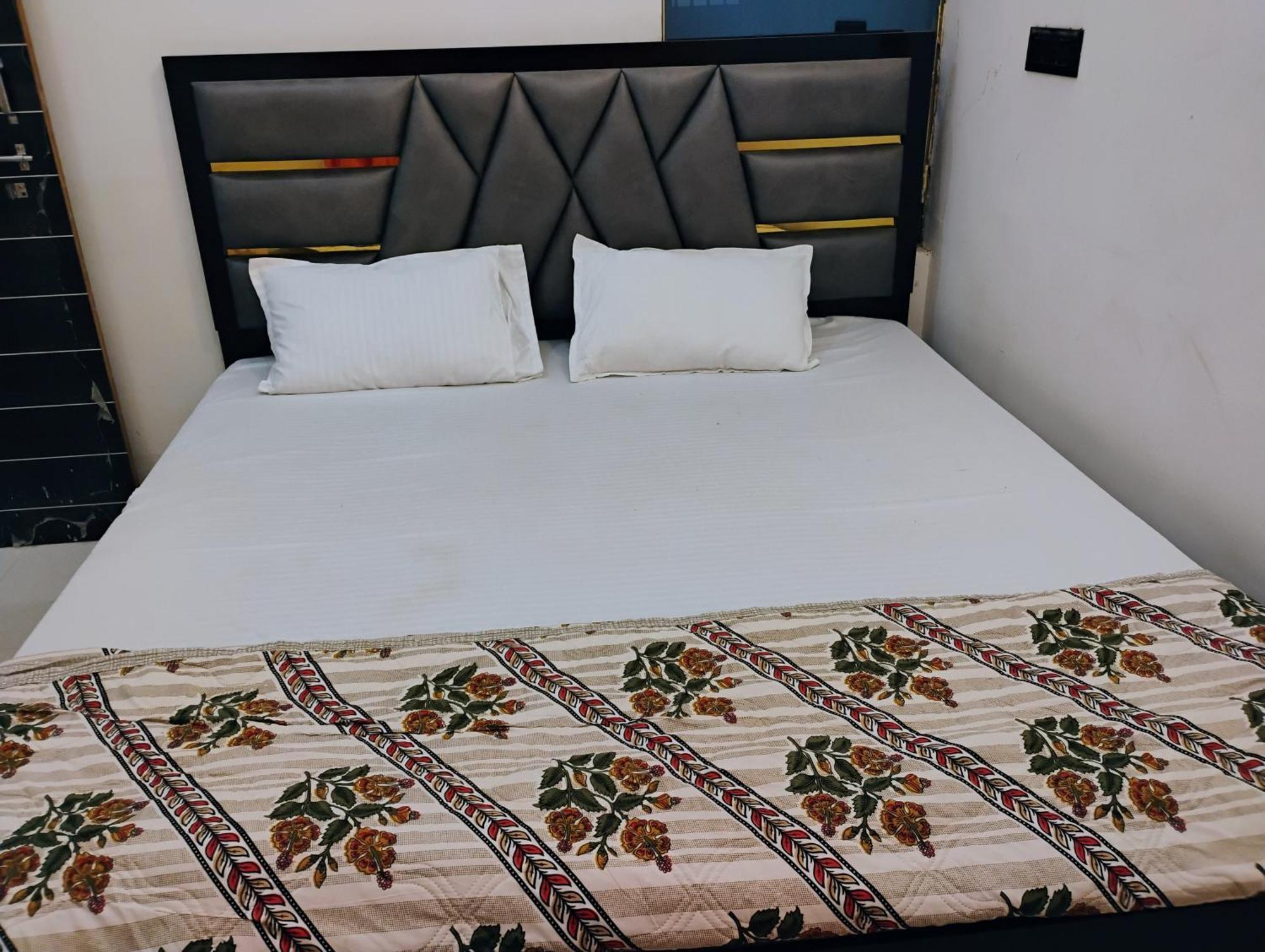 Hotel The Kashi Varanasi
