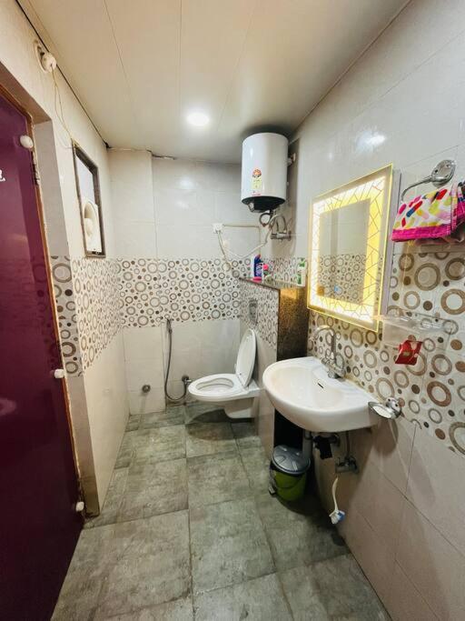 Sriram Sleek Apartment