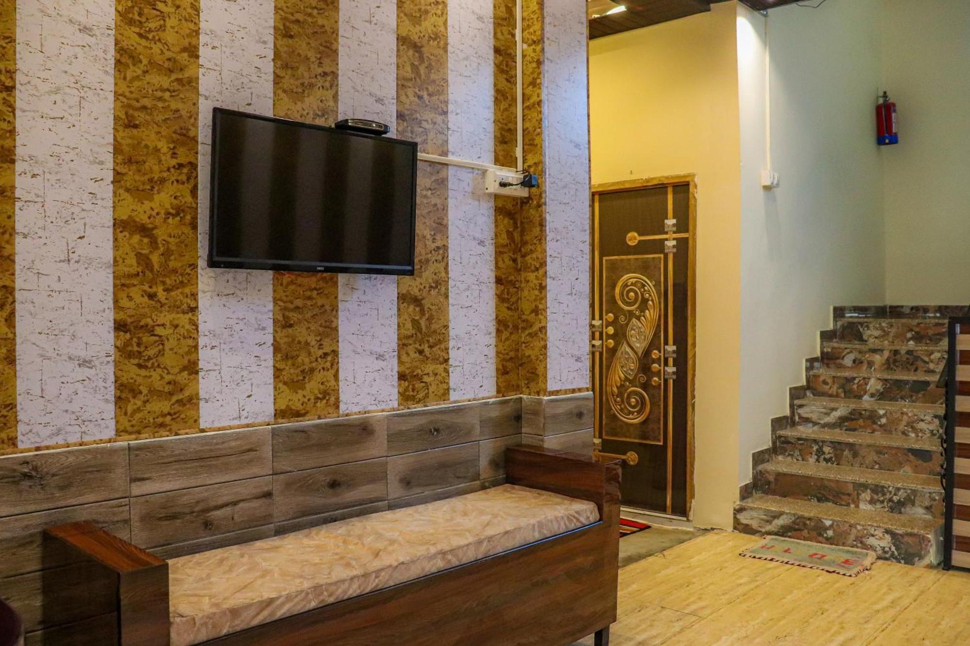 Guest house The Ganga Grand Pg *