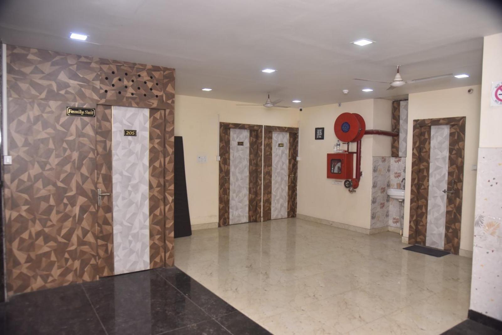 R S Residency Hotel Varanasi
