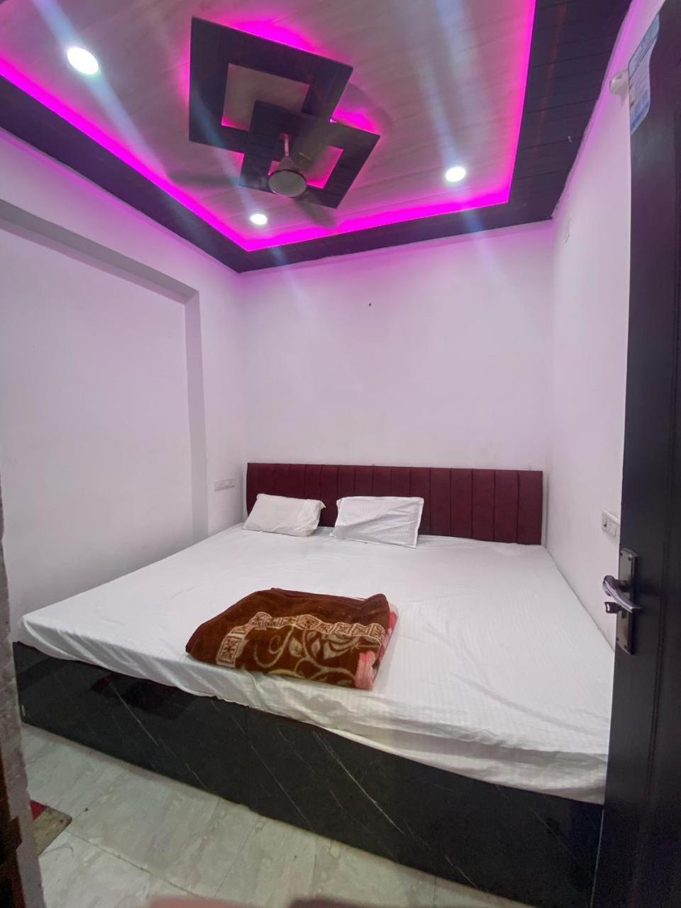 Shree Laxman Residency Homestay *