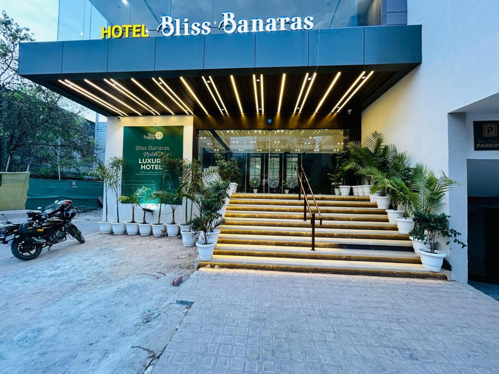 Hotel Bliss Banaras 3*