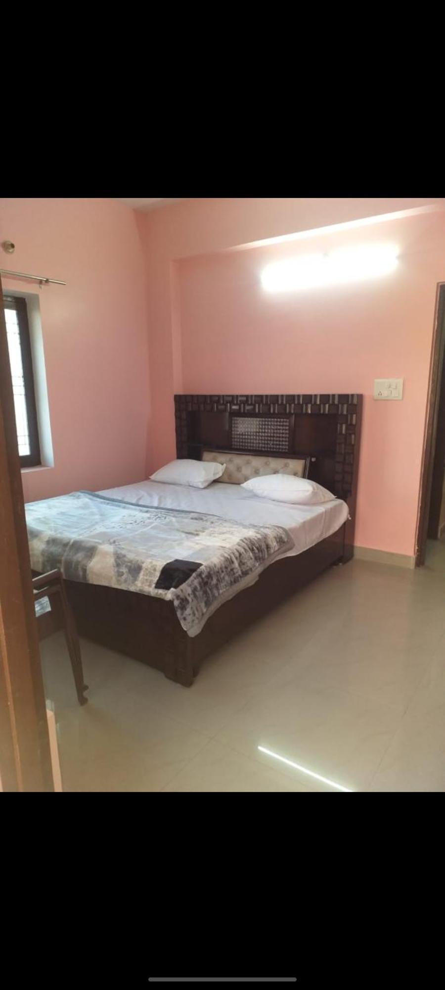 Sm * Varanasi